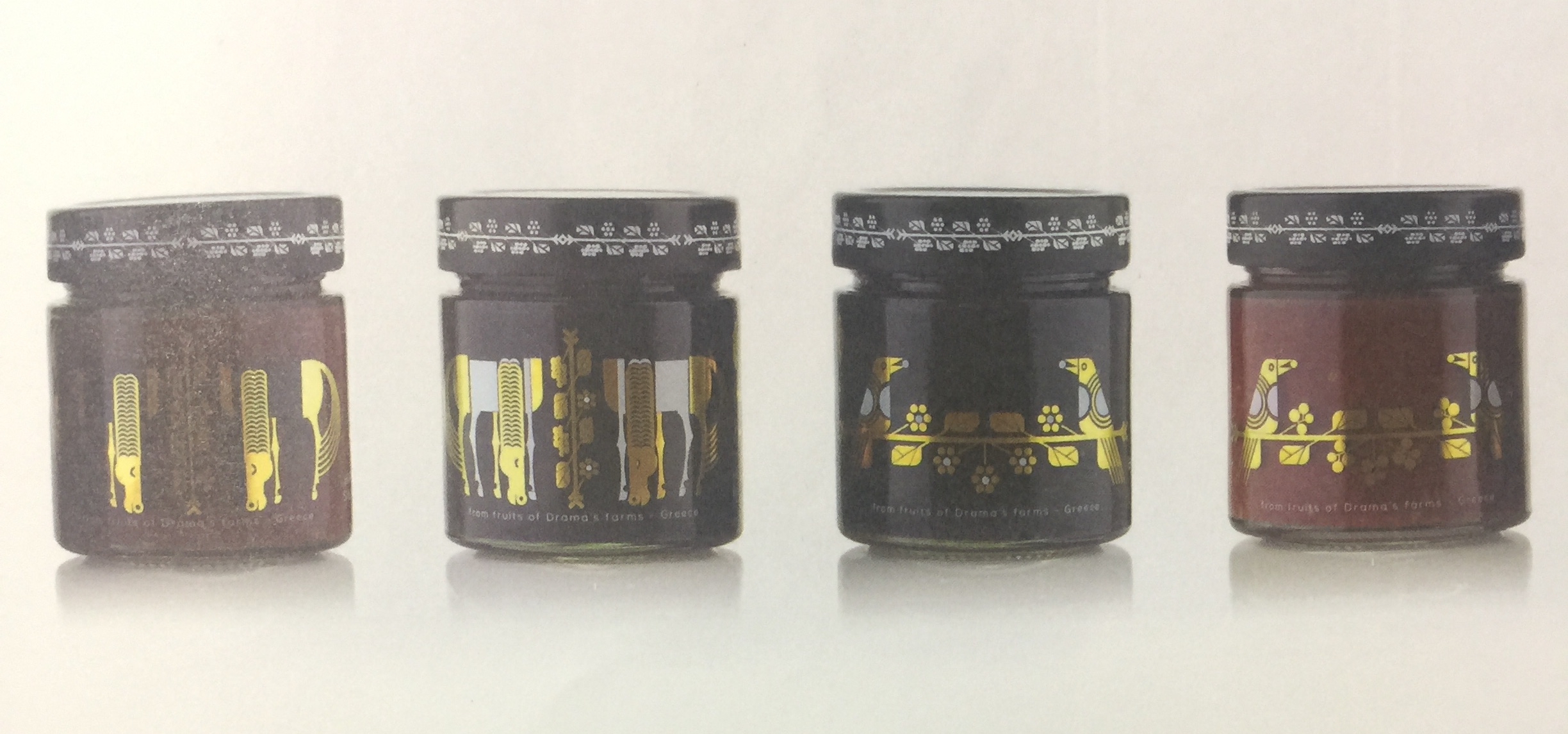 帶來獨特味覺體驗的食品-黑莓、銀果胡頹子和沙棘果醬包裝設計